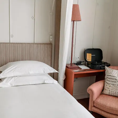 No 1 By Guesthouse, Ξενοδοχείο