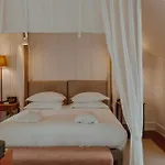 Hotel No 1 By Guesthouse, 4*