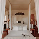 No 1 By Guesthouse, Hotel