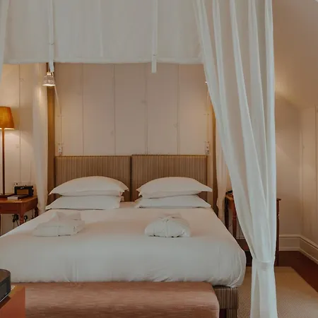 מלון No 1 By Guesthouse, 4*