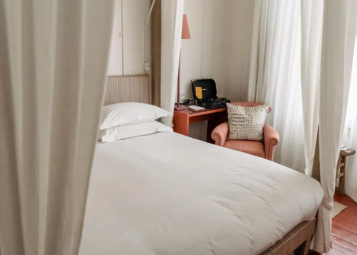 Hotel No 1 By Guesthouse,