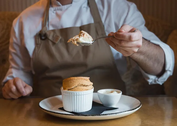 No 1 By Guesthouse, 4*