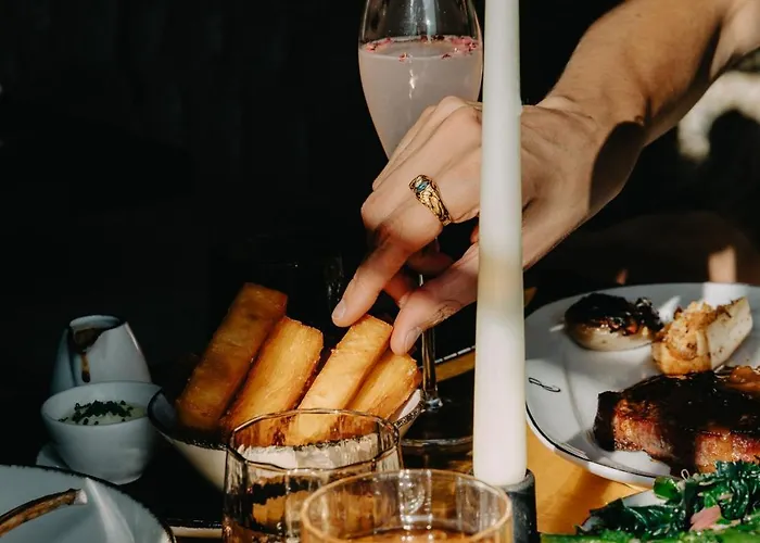 No 1 By Guesthouse, 酒店 4*