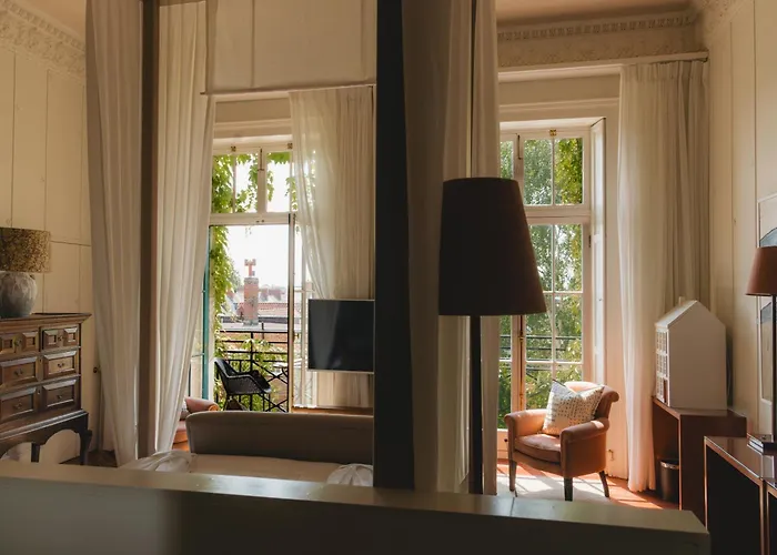 No 1 By Guesthouse, Hotel