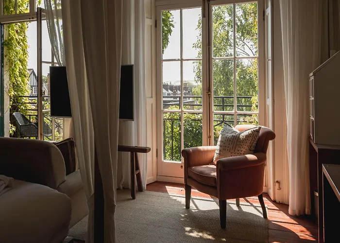 Hotel No 1 By Guesthouse,