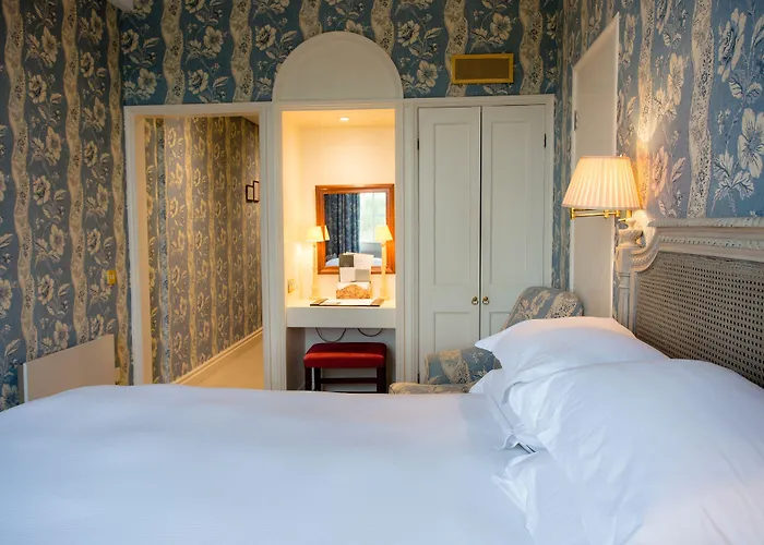 No 1 By Guesthouse, Hotel 4*