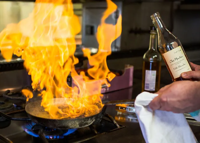 No 1 By Guesthouse, Hotel