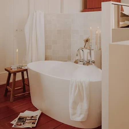 Отель No 1 By Guesthouse,