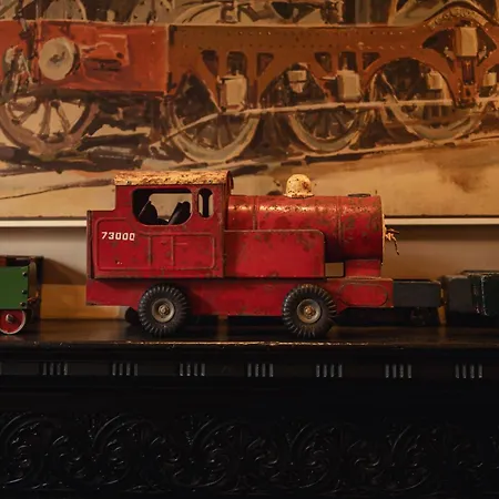 No 1 By Guesthouse, Отель 4*