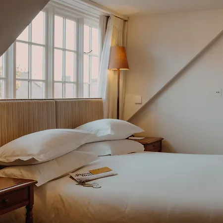 Hotel No 1 By Guesthouse,