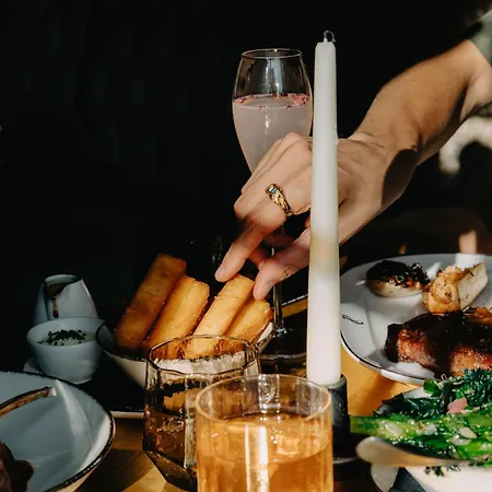 No 1 By Guesthouse, Отель 4*