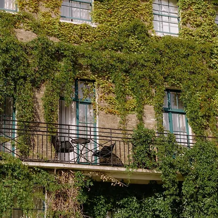 No 1 By Guesthouse, 4* York
